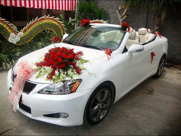 bang-gia-cho-thue-xe-hoa-thue-xe-dam-cuoi__600x450