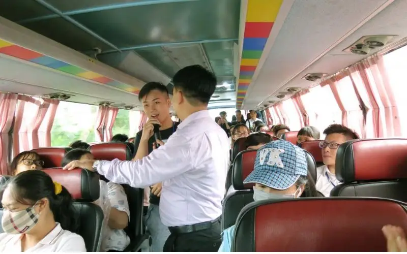 thue xe di tinh co tai xe